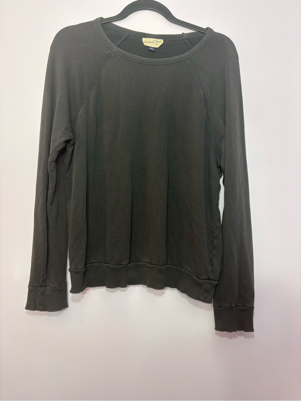 Universal Thread Ash Black Crewneck Sweatshirt